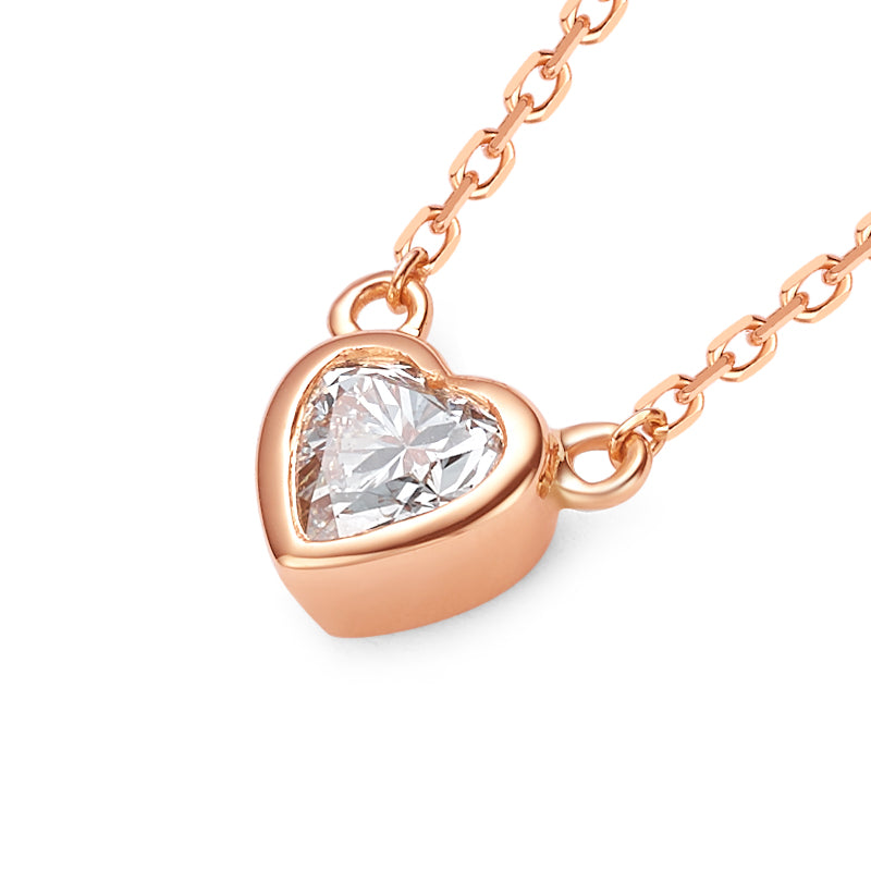 18K Gold Heart-Shaped Diamond Necklace