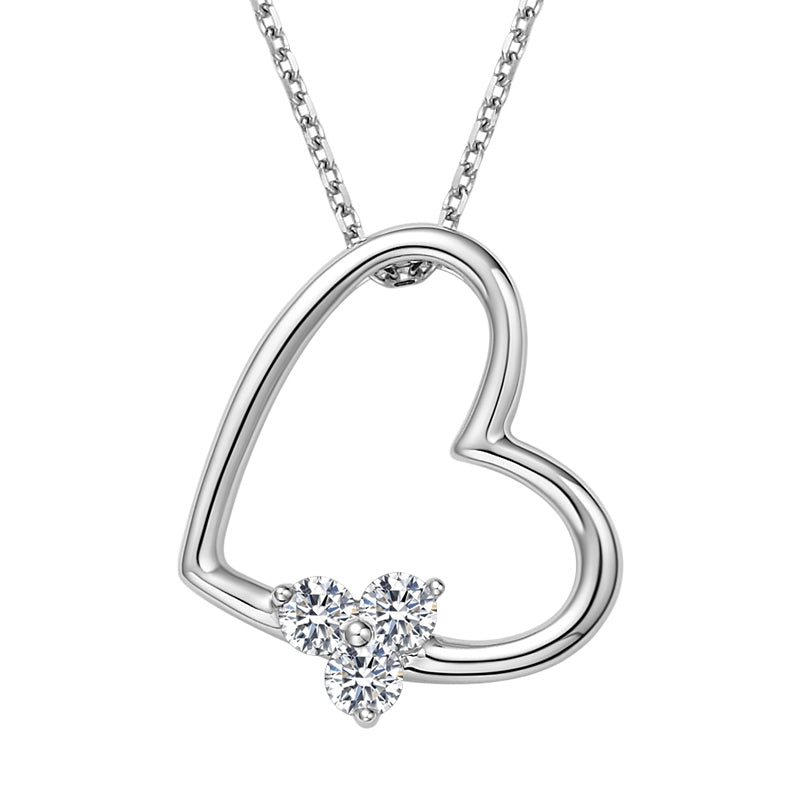 18K Gold Heart-Shaped Diamond Necklace