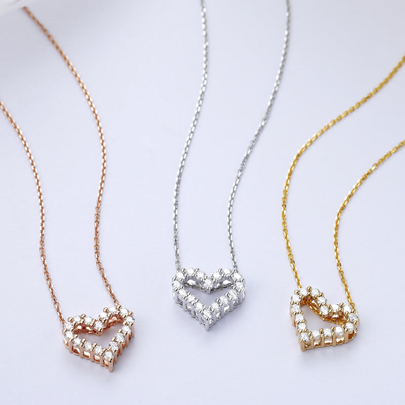 18K Gold Classic Heart Shaped Diamond Necklace