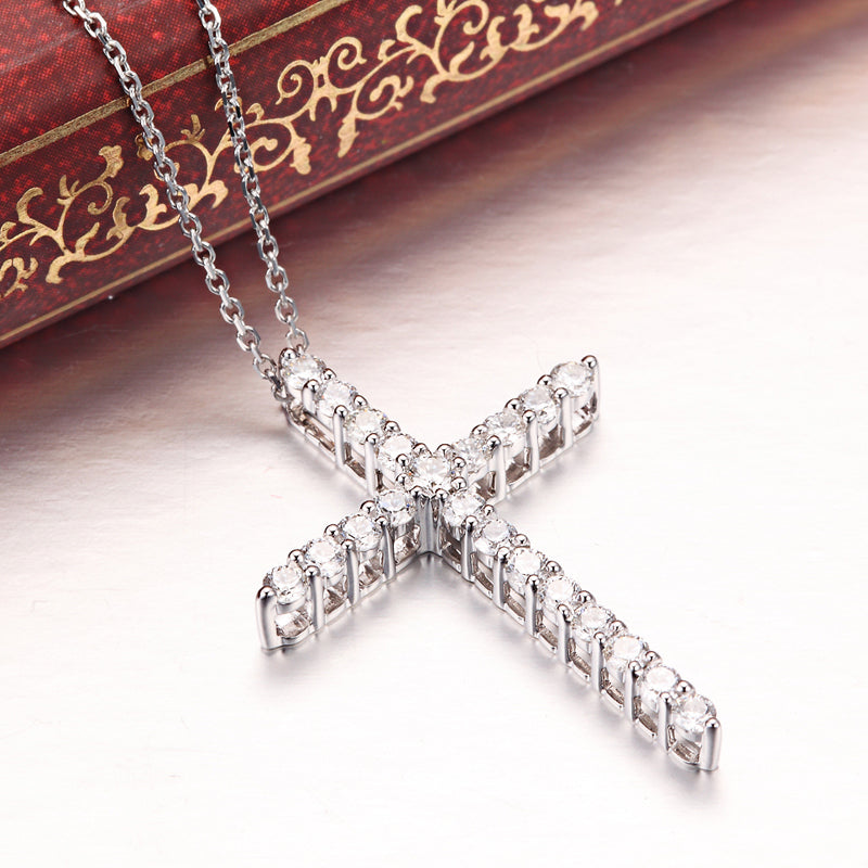 18K Gold Class Diamond Cross Necklace L