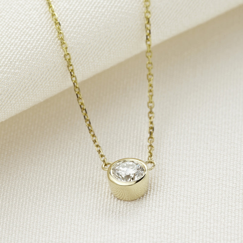 18K Gold Bezel Setting Diamond Necklace