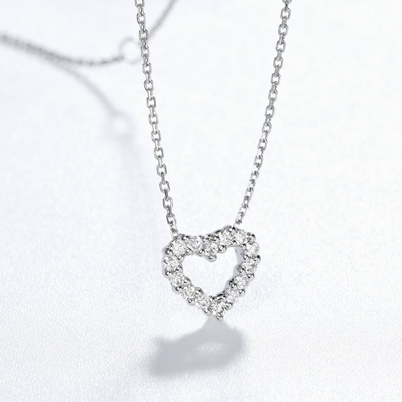 18K Gold Heart-Shaped Diamond Necklace