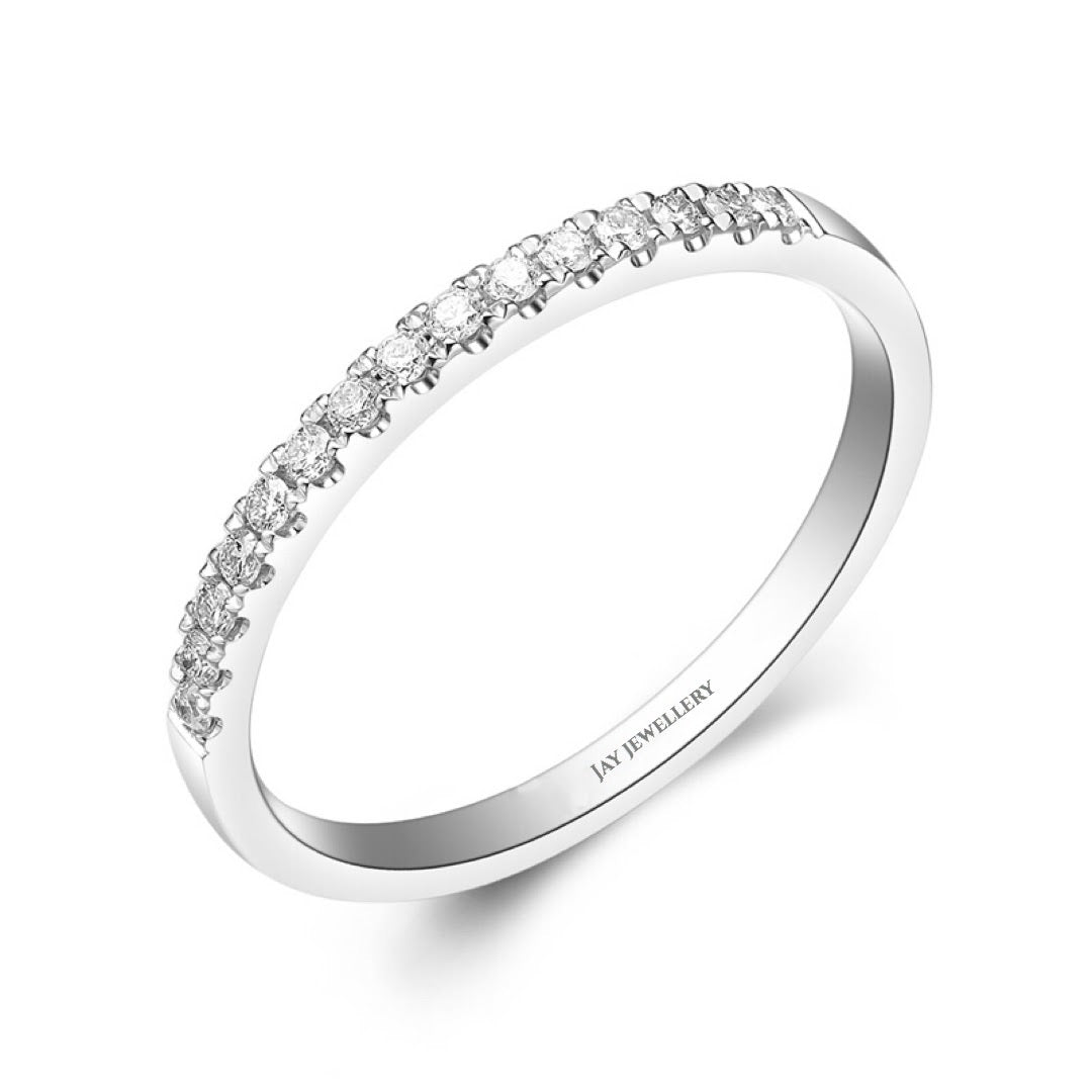 18K Gold Diamond Eternity Ring